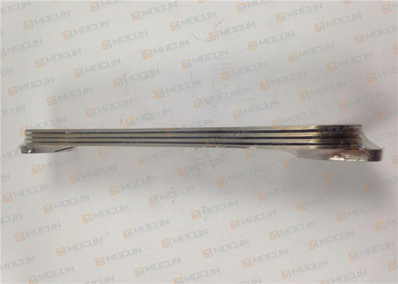 Bom preço O tipo núcleo do radiador do refrigerador de óleo do motor diesel para o equipamento 6D14 pesado parte ME034570 on-line